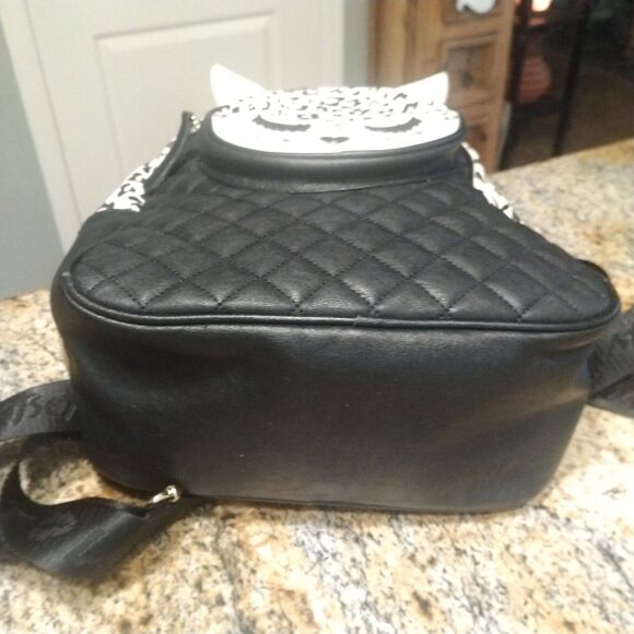 Luv Betsey Johnson Kitsch Backpack Leopard Cat Medium Bag Purse Black White - Picture 3 of 14